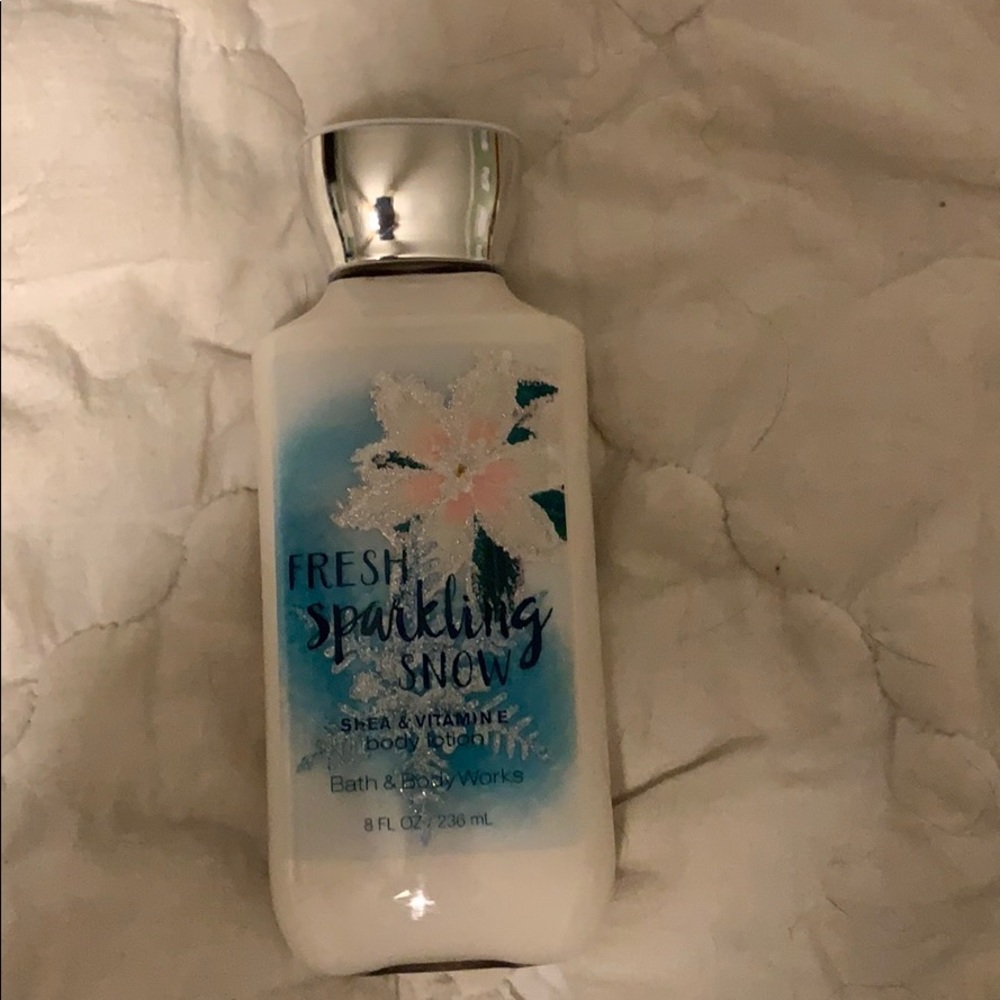 Fresh Sparkling Snow Bath and Body Works
